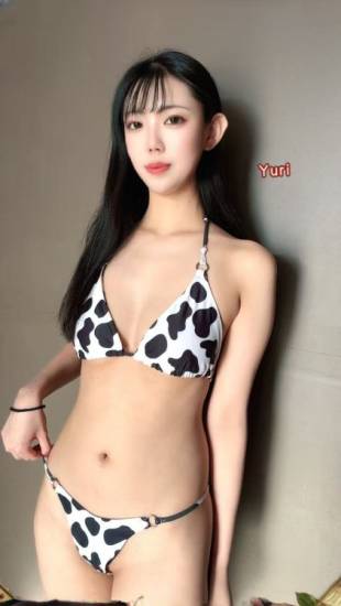 18yo Japanese girl Yuri super beautiful excellent service